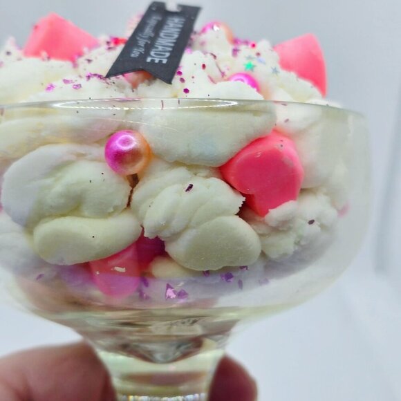 Valor Whip Candle ✦ Iridescent Coupe Glass ✦ Handmade Soy Wax Pink Accents NWT - Picture 9 of 16